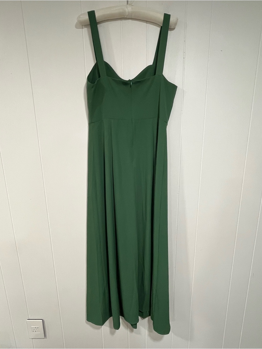 RIHOAS Emerald Green Midi Dress with Sweetheart Neckline - Picture 3 of 10